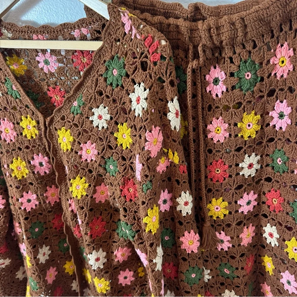 Vintage Brown Floral Crochet Sweater Set - Picture 4 of 16